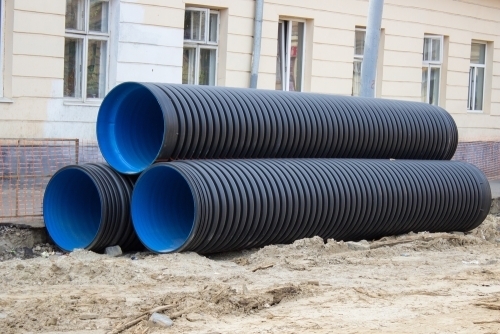 Plastikrør der er blevet svejset